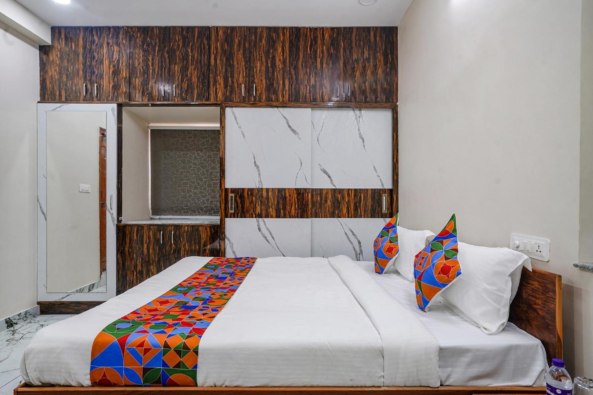 Fabhotel Perams Grand Inn - Hitech City Hyderabad Exterior foto